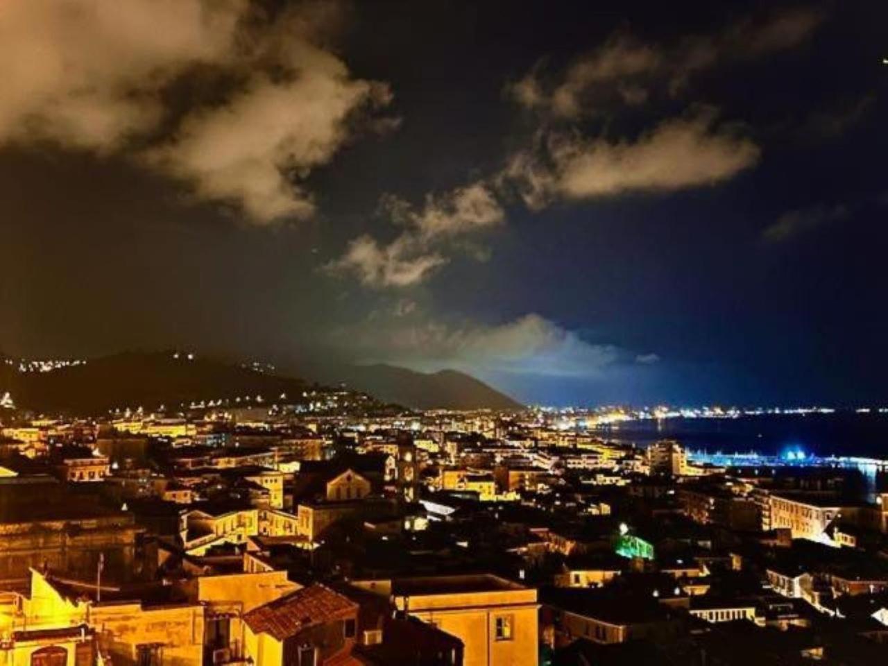 Apartamento Ti Racconto Il Mare Salerno Exterior foto