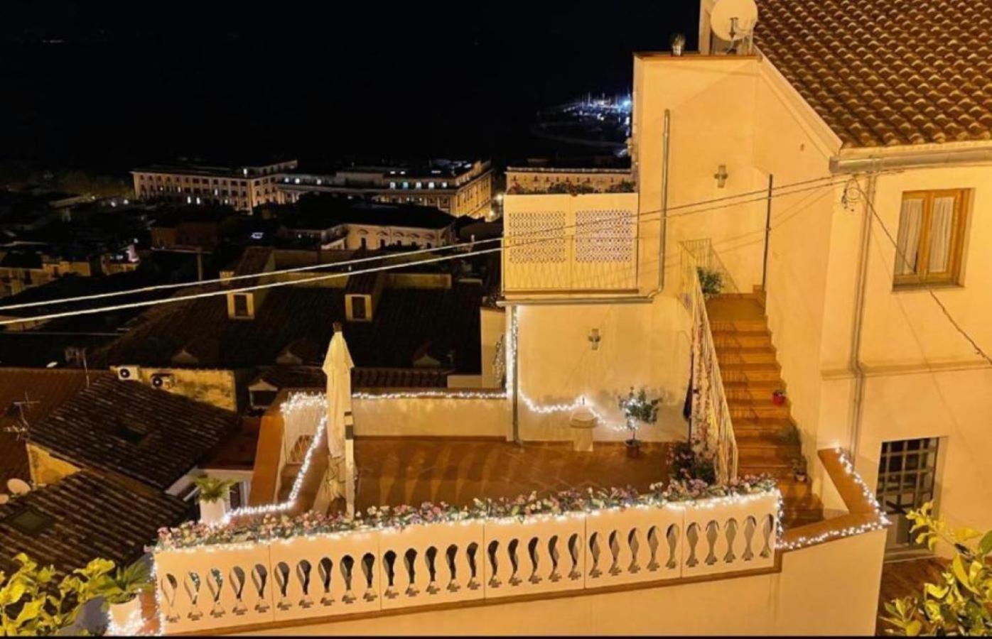 Apartamento Ti Racconto Il Mare Salerno Exterior foto